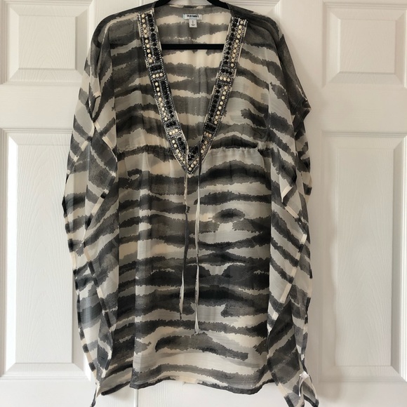 Old Navy Other - Old Navy Animal Print V-Neck Cover Up size S/P